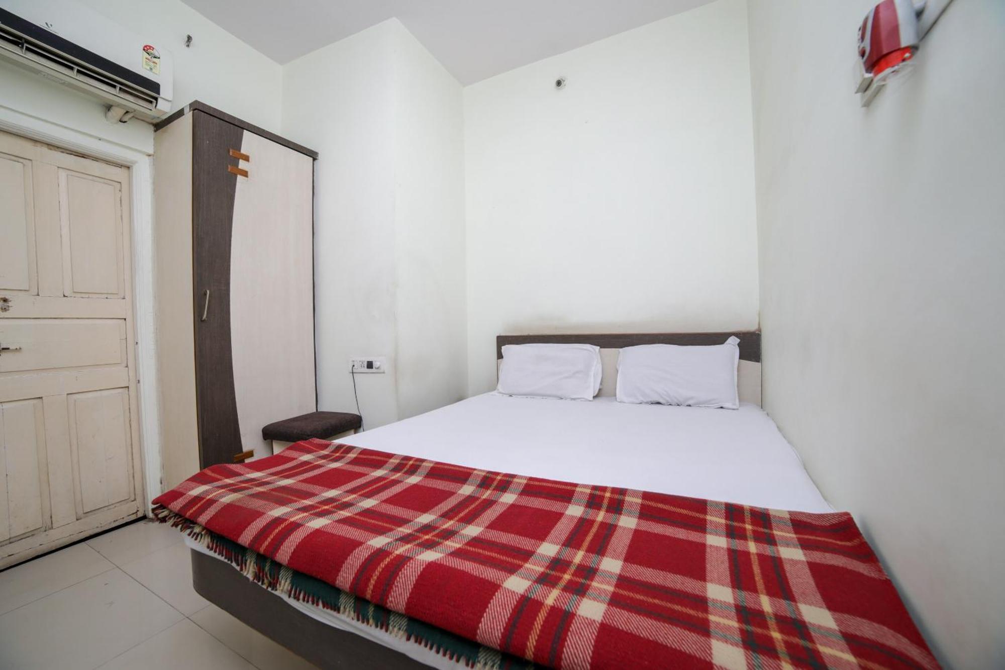 Spot On Shraddha Hotel Nagpur Exterior photo
